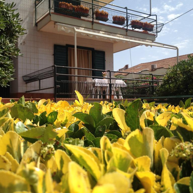 Al Giardino Sant'Anna Apartment Mascali Exterior foto